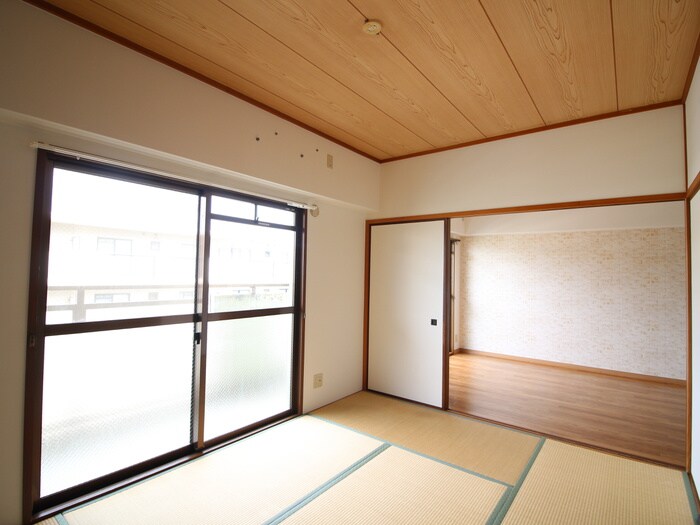 物件内観写真13　(居室)