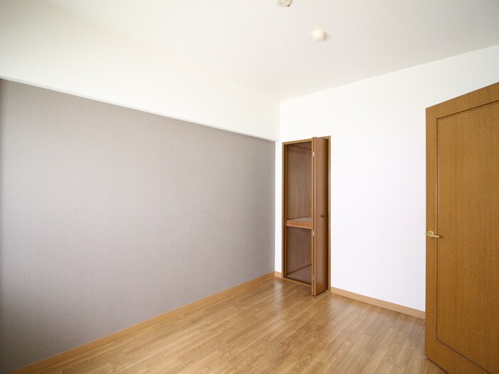 物件内観写真15　(収納)