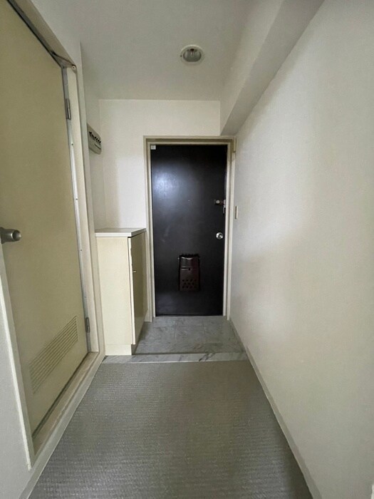 物件内観写真17　(廊下)