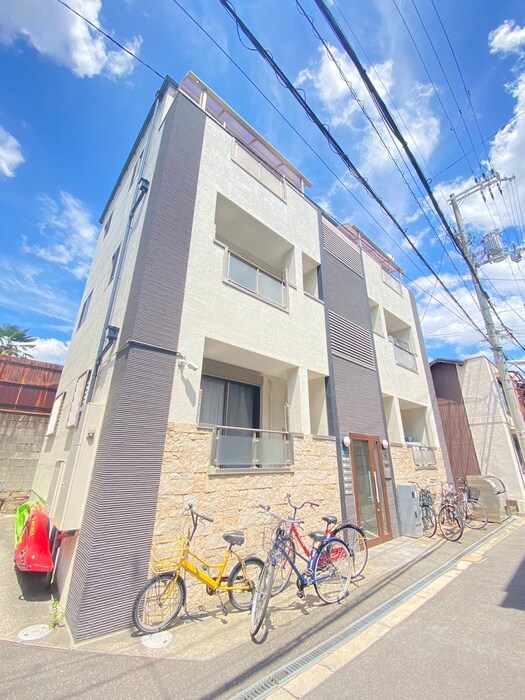 物件外観写真3　(外観写真)