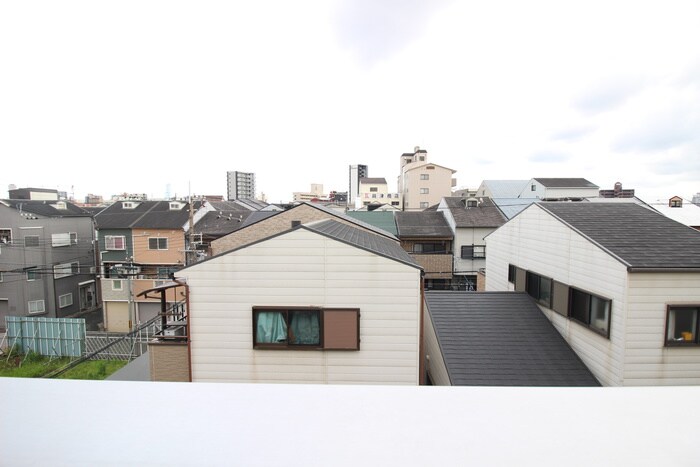 物件内観写真20　(室内からの展望)