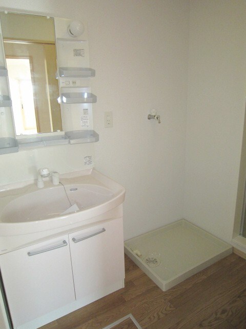物件内観写真10　(洗面)