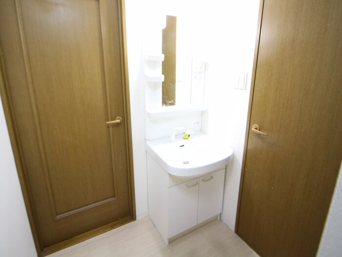 物件内観写真12　(洗面)