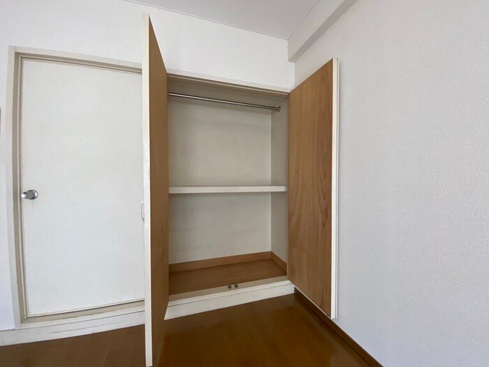 物件内観写真15　(収納)
