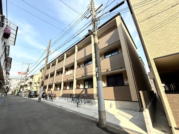 物件外観写真1　(外観写真)