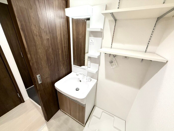 物件内観写真10　(洗面)