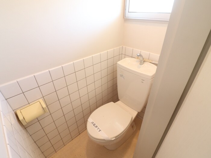 物件内観写真6　(トイレ)