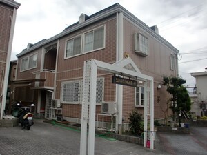 サンビレッヂ忍ヶ丘Ｂ棟外観写真