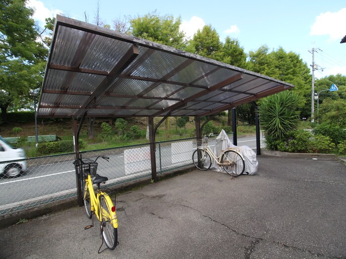シャト-瑞穂の駐輪場