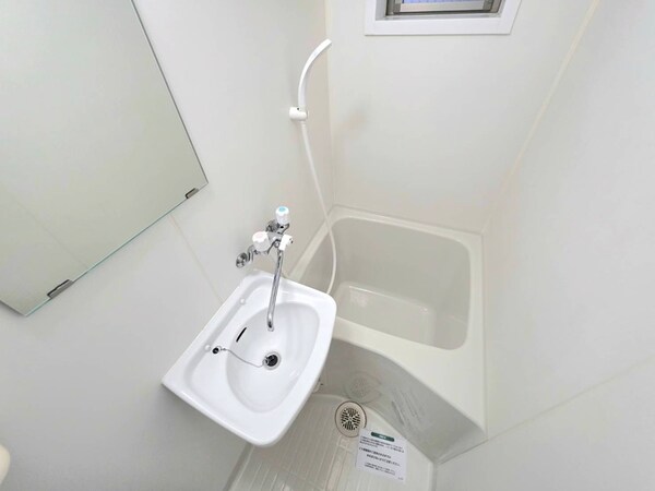 バス／シャワールーム等