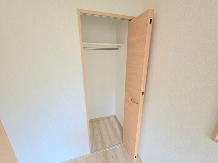 物件内観写真18　(収納)