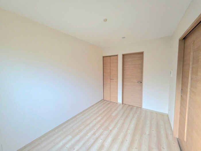 物件内観写真19　(居室)