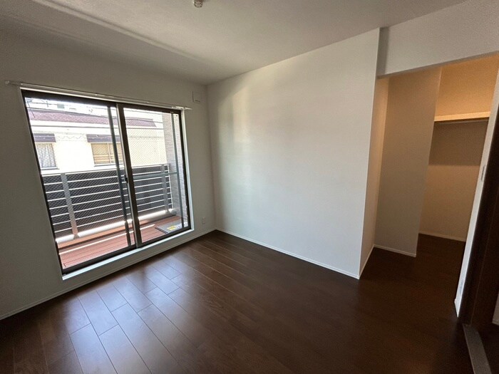 物件内観写真8　(居室)