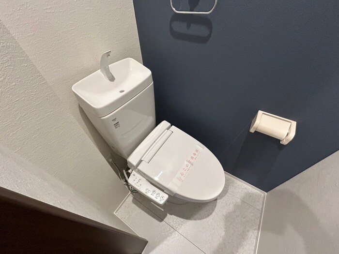 物件内観写真12　(トイレ)