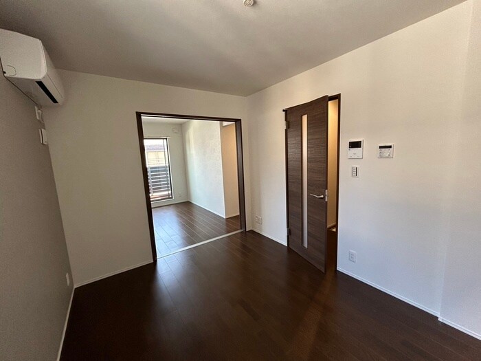 物件内観写真18　(居室)