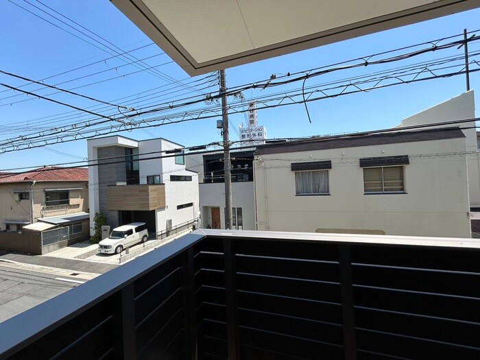 物件内観写真22　(室内からの展望)