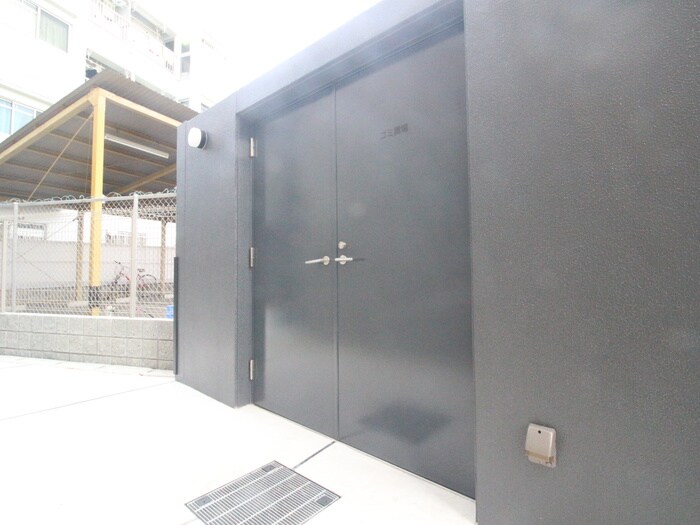 物件外観写真6　(建物設備)