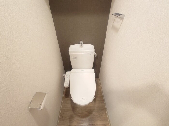 物件内観写真12　(トイレ)