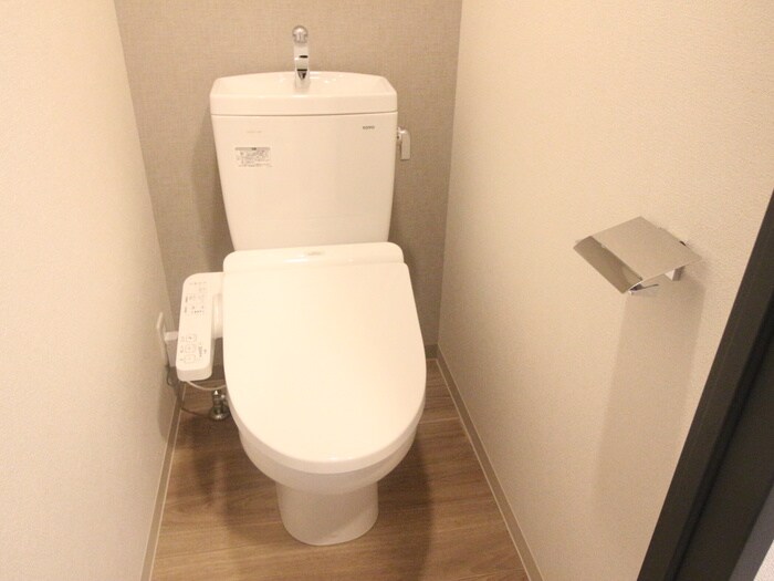 物件内観写真14　(トイレ)