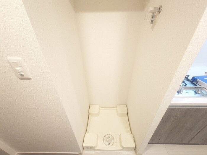 物件内観写真17　(洗濯機置場)