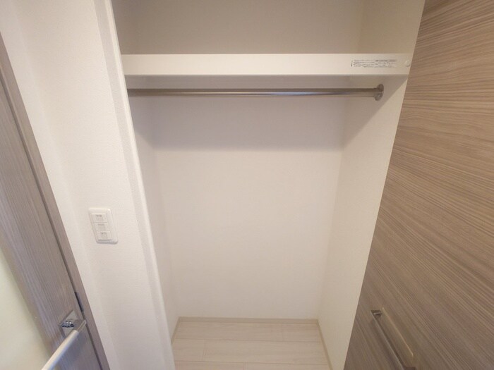 物件内観写真18　(収納)