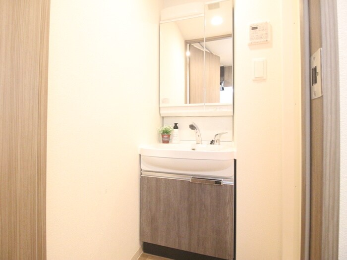 物件内観写真18　(洗面)