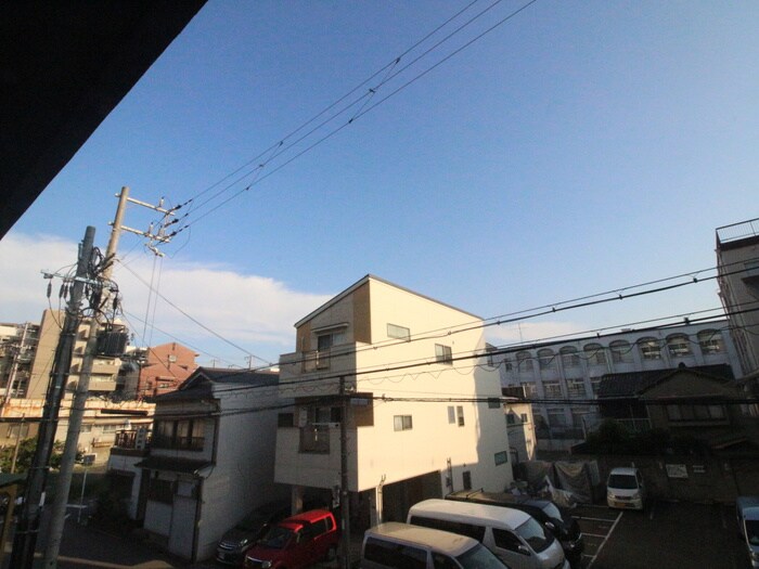 物件内観写真21　(室内からの展望)