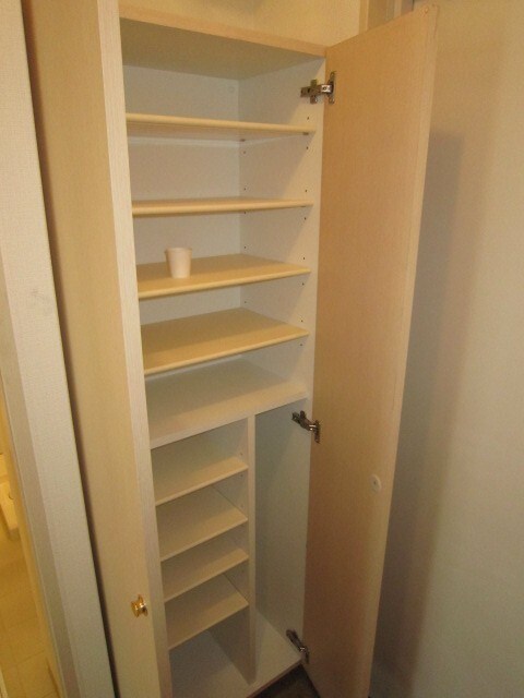 物件内観写真10　(靴箱)