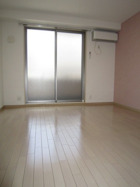 物件内観写真13　(居室)