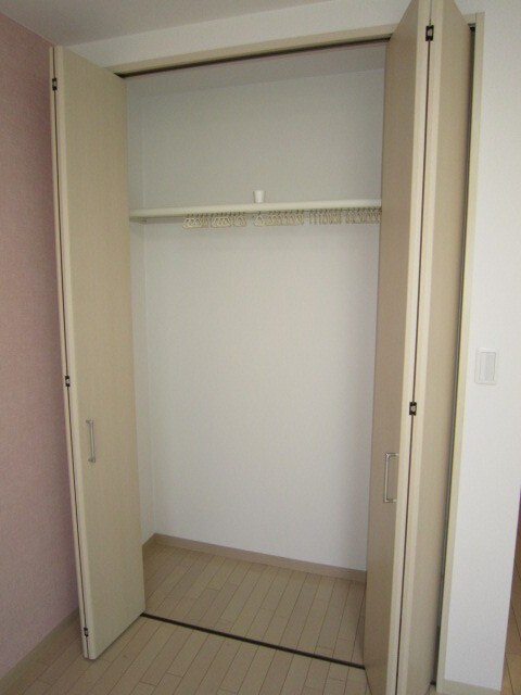 物件内観写真14　(収納)