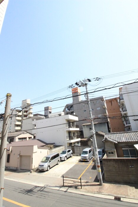 物件内観写真16　(室内からの展望)