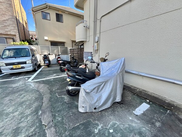バイク置き場