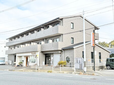 プラネット城陽外観写真