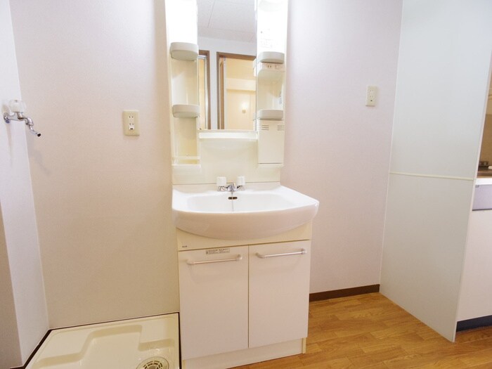 物件内観写真13　(洗面)