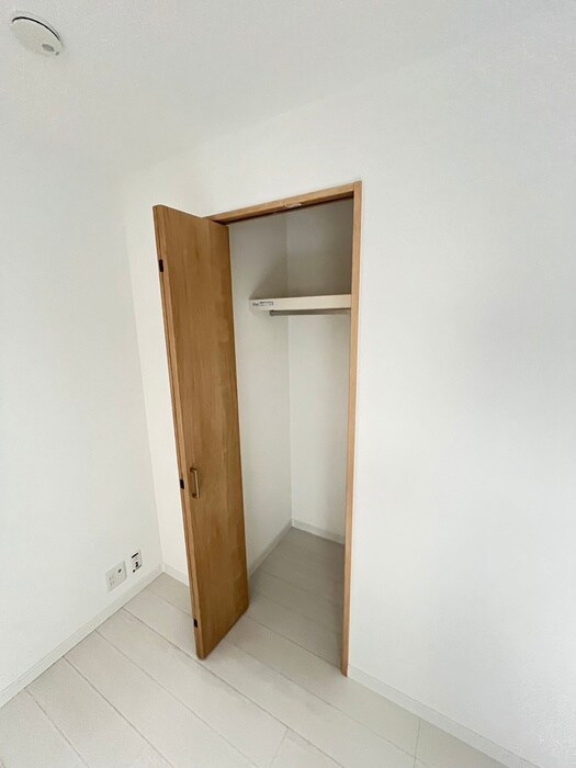 物件内観写真12　(収納)