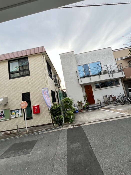 物件内観写真21　(室内からの展望)