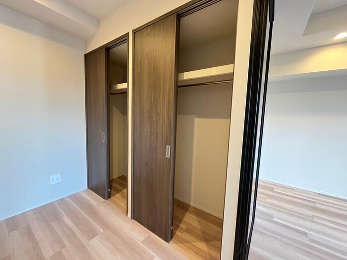 物件内観写真12　(収納)