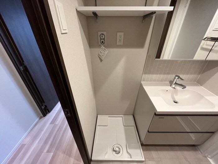 物件内観写真18　(洗濯機置場)