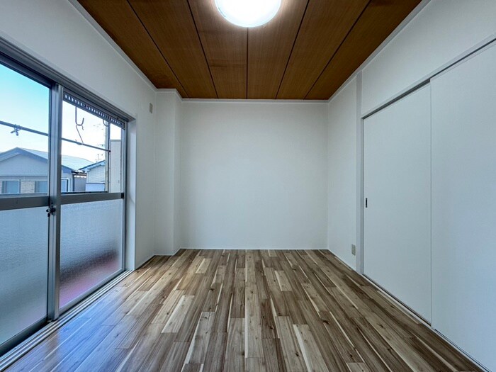 物件内観写真13　(居室)