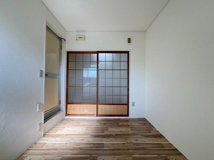 物件内観写真21　(居室)