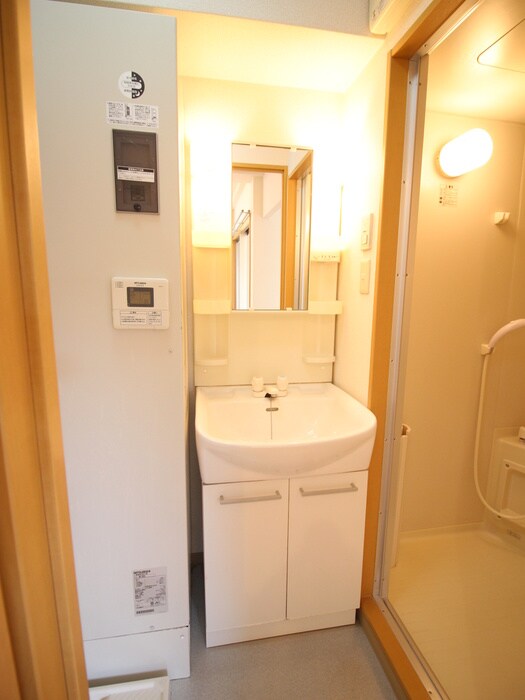 物件内観写真9　(洗面)