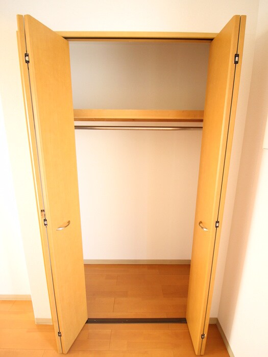 物件内観写真16　(収納)