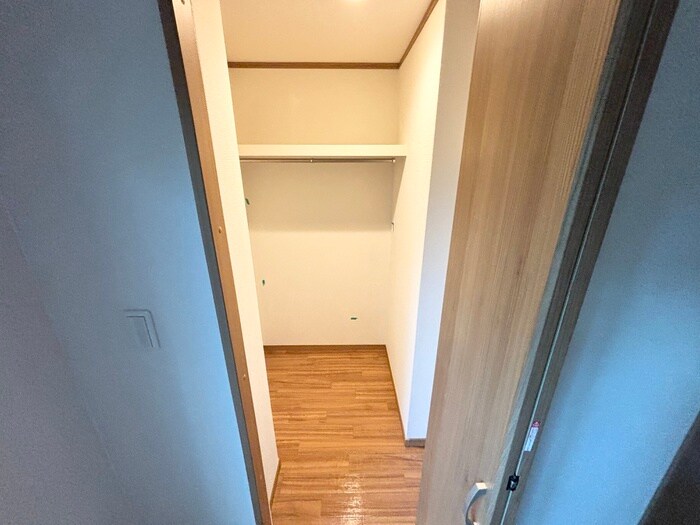物件内観写真16　(収納)