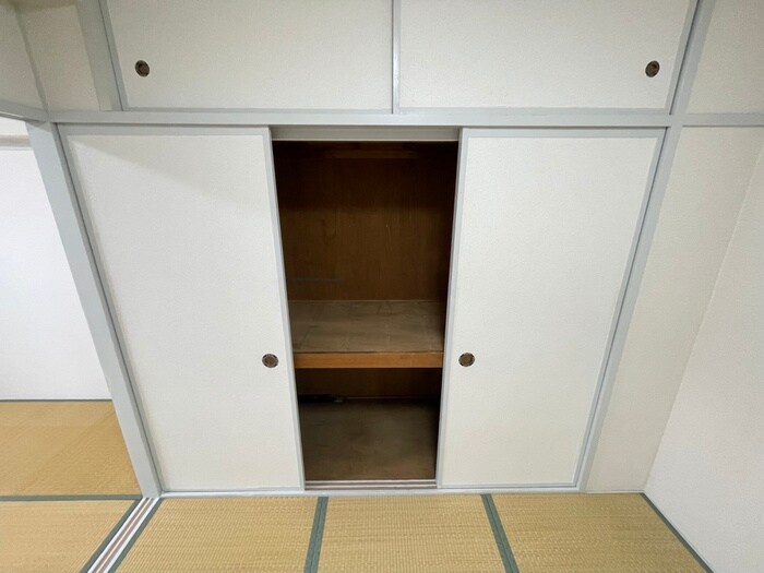 物件内観写真11　(収納)