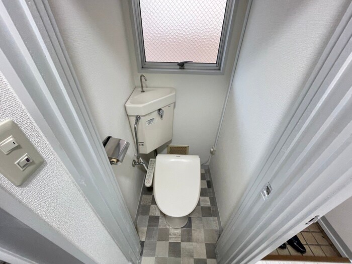 物件内観写真13　(トイレ)