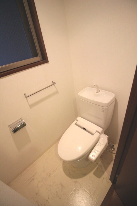 物件内観写真9　(トイレ)