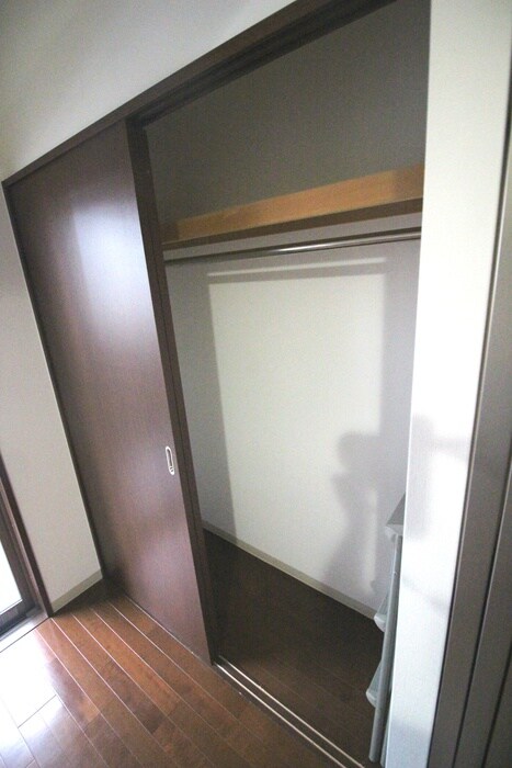 物件内観写真14　(収納)