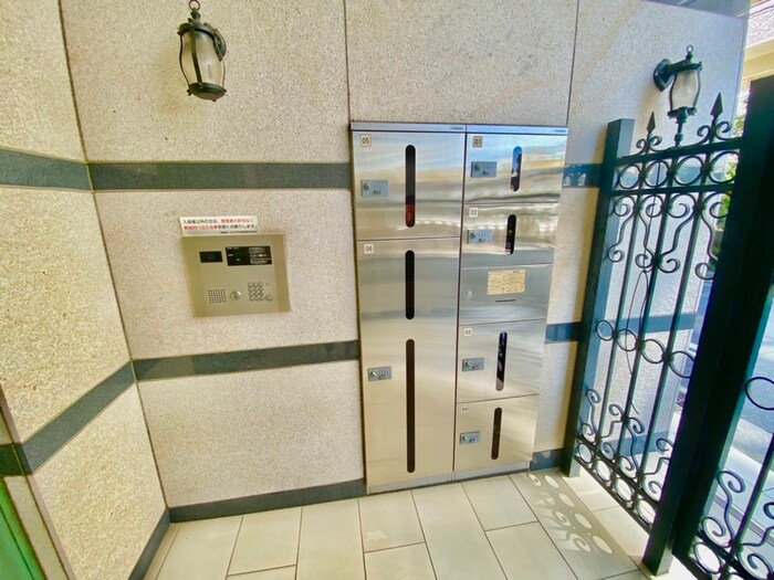 物件外観写真4　(建物設備)