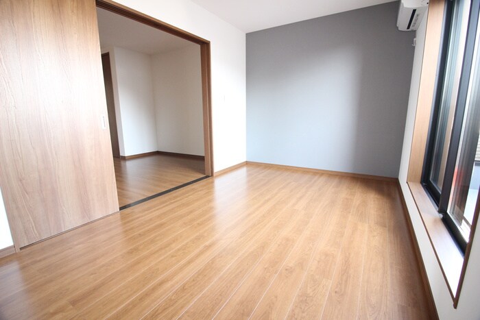 物件内観写真9　(居室)