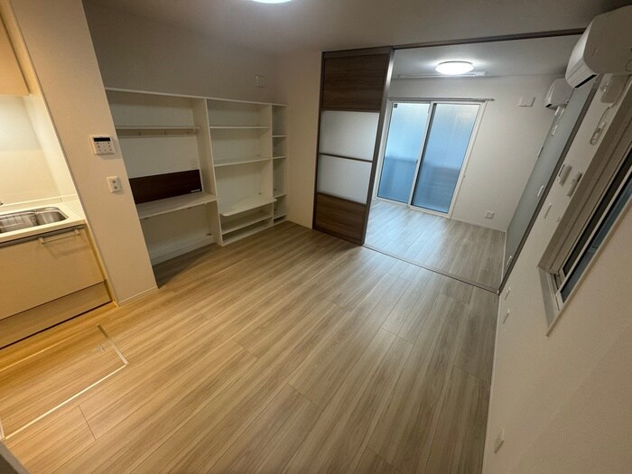 物件内観写真8　(居室)